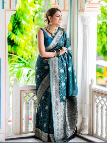 Banarasi Style Lichi Saree with Rich Contrast Blouse